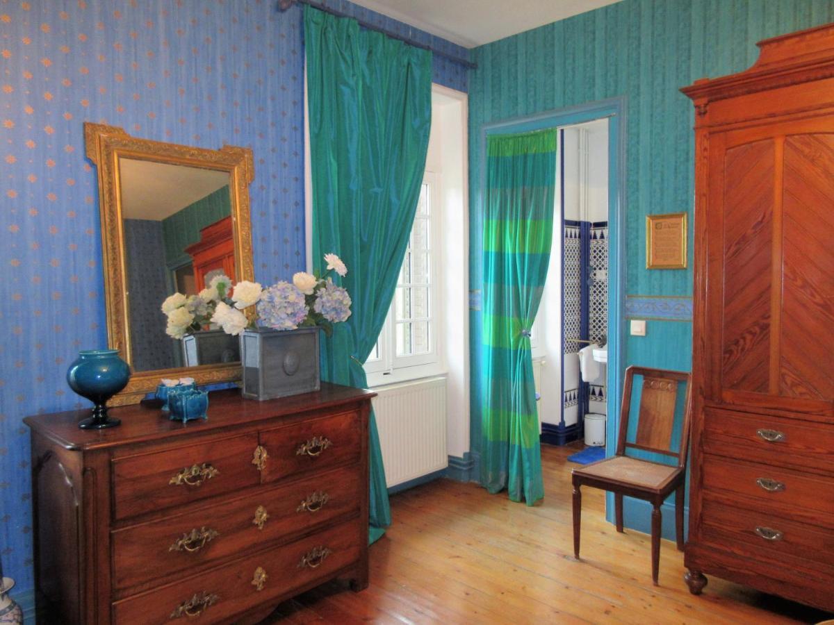 Le Manoir Sur La Roche, 74, Impasse Du Manoir, 71520 Navour Sur Grosne D121 Bed & Breakfast Clermain Exterior photo